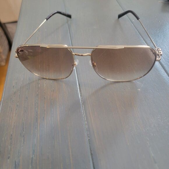 Givenchy GV-7195-S - J5G/JL Unisex Gold Metal Frame Brown Gradient Sunglasses main image 10